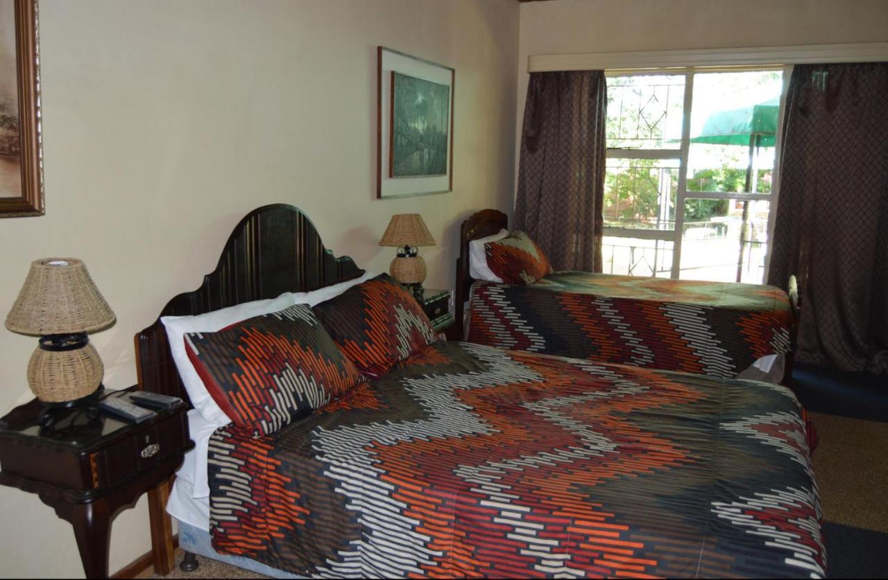 House Ebony B&B Newcastle Esterno foto