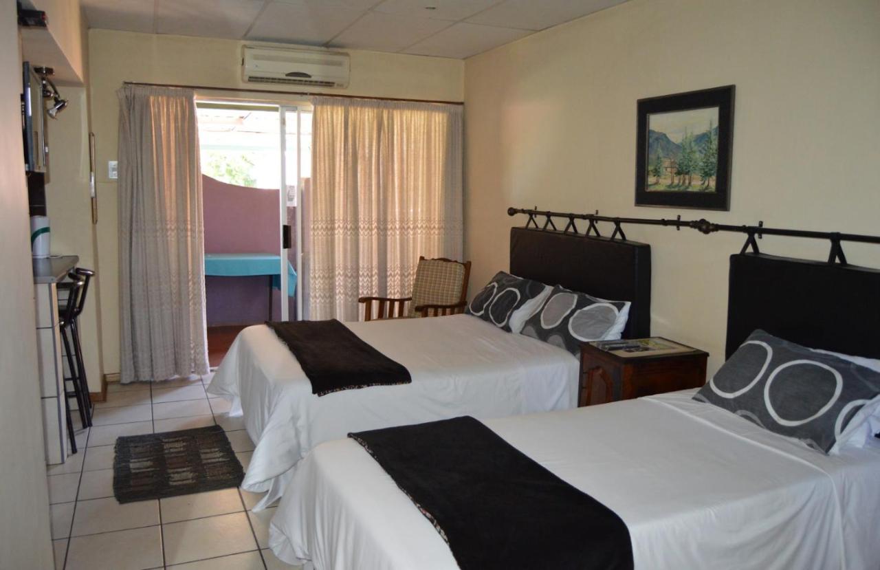 House Ebony B&B Newcastle Esterno foto
