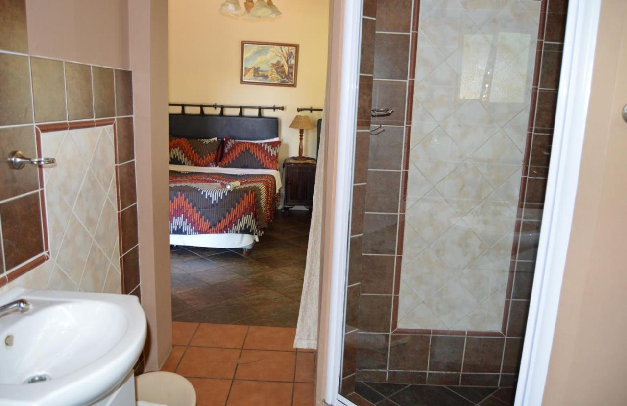 House Ebony B&B Newcastle Esterno foto